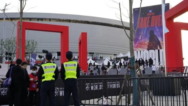 <i style='color:red'>测温安检一体机</i>二次查验助力英雄联盟全球总决赛观赛安全