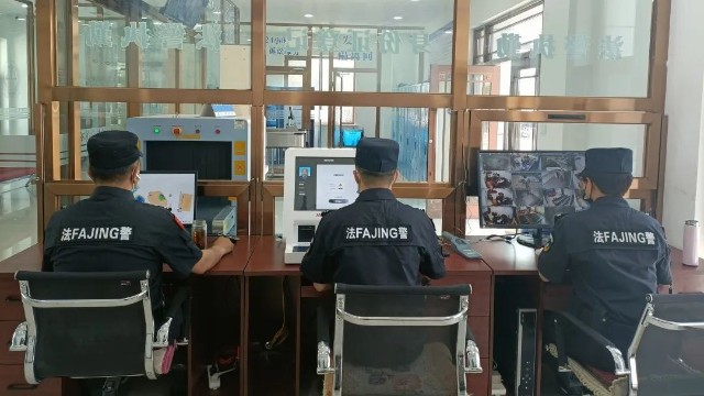 安检室改造升级安检设备，左中法院加强司法安全防线