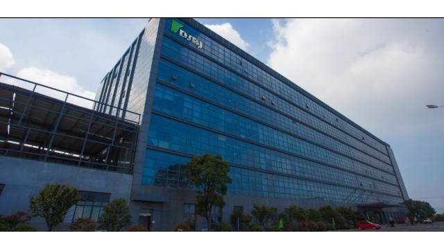 引入<i style='color:red'>工厂安检门</i>、工厂X光安检机，东山精密严把厂区防盗关